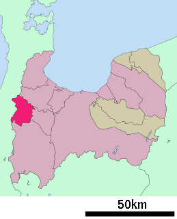 地図：富山県　小矢部市の位置