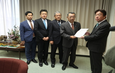 市長に対しての申し入れ