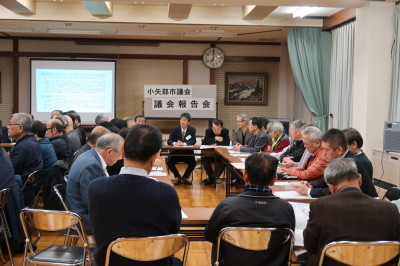 写真：議会報告会の様子3