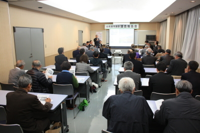 写真：議会報告会の様子1