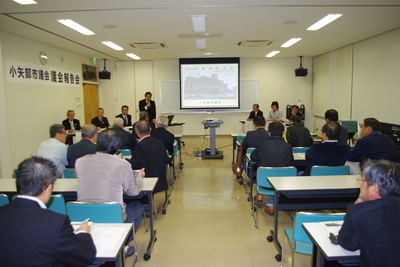 写真：議会報告会の様子2