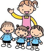 イラスト：笑顔の先生と生徒たち