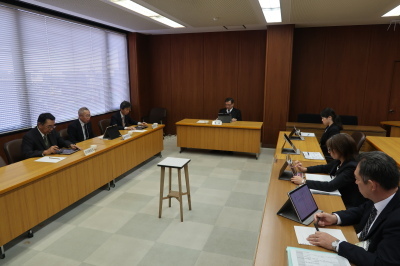 写真：委員長会議（令和元年12月19日　12月定例会中）の様子