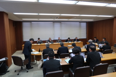 写真：人口対策特別委員会（令和元年12月16日　12月定例会中）の様子