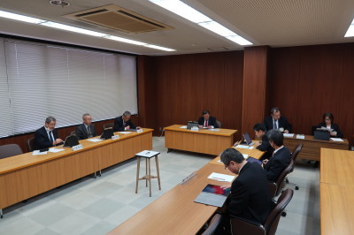 写真：議会運営委員会（令和元年12月12日　12月定例会中）の様子