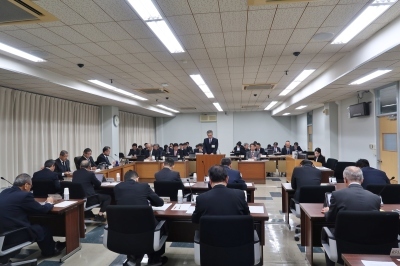 写真：全員協議会（令和元年12月6日　12月定例会中）の様子