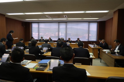 写真：民生文教常任委員会（令和元年10月28日　閉会中）の様子