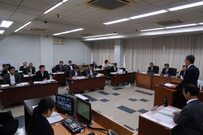 写真：全員協議会（令和元年9月12日　9月定例会中）の様子