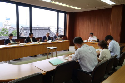 写真：議会だより編集委員会（令和元年7月22日）の様子