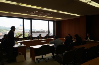 写真：議会運営委員会（令和元年6月4日　閉会中）の様子