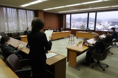 写真：議会運営委員会の様子