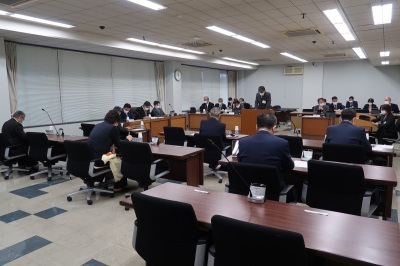 写真：公共施設再編特別委員会の様子