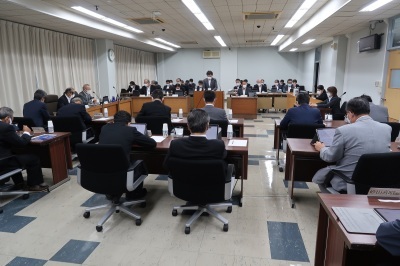 写真：全員協議会の様子