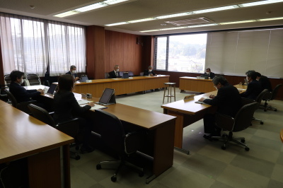 写真：議会運営委員会の様子