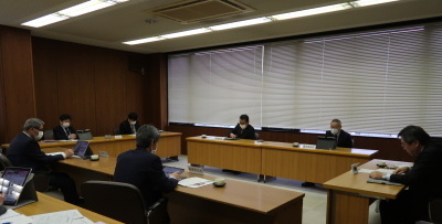 写真：議会だより編集委員会の様子