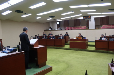 写真：本会議の様子