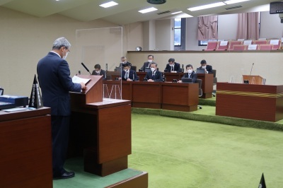 写真：本会議の様子