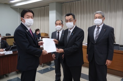 写真：全員協議会の様子