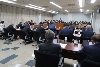 写真：全員協議会の様子