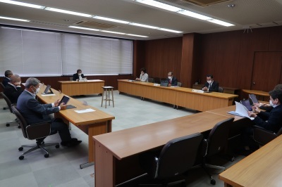 写真：議会運営委員会の様子