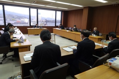 写真：議会運営委員会の様子