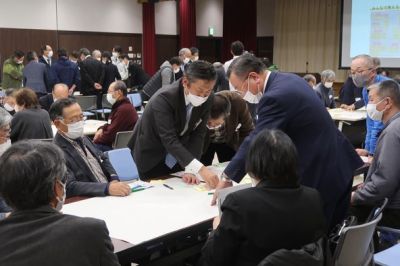 写真：議会報告会の様子3