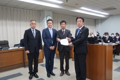 写真：全員協議会の様子1