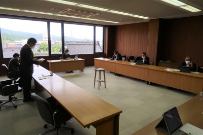 写真：委員長会議の様子