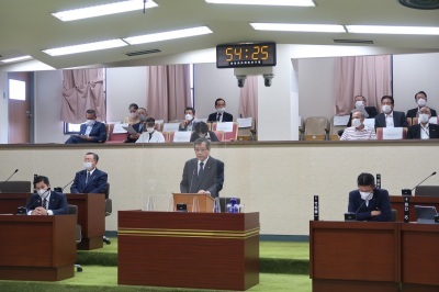 写真：本会議の様子