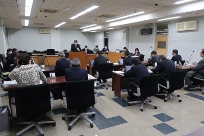 写真：議員懇談会の様子