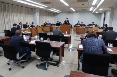 写真：公共施設再編特別委員会の様子