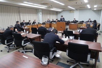 写真：交通観光特別委員会の様子