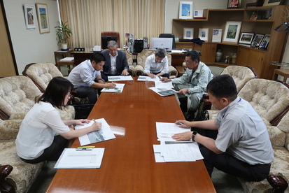 令和5年7月14日の小矢部市議会災害対策会議の様子