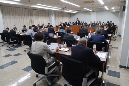 令和5年9月8日の全員協議会の様子