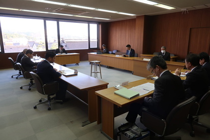 令和5年12月1日の議会運営委員会の様子