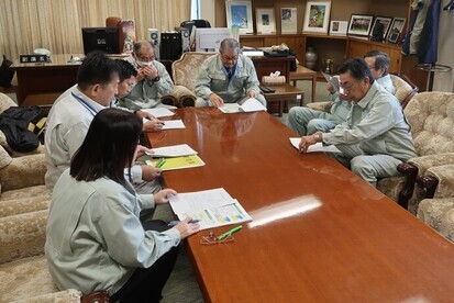 令和6年1月4日小矢部市議会災害対策会議の様子