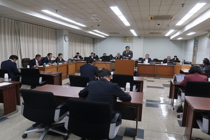 令和6年10月18日決算特別委員会の様子