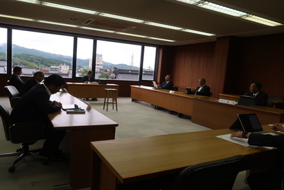 令和7年9月11日議会運営委員会の様子