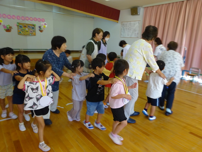 じゃんけん列車