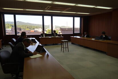 令和7年10月17日議会改革理事会の模様