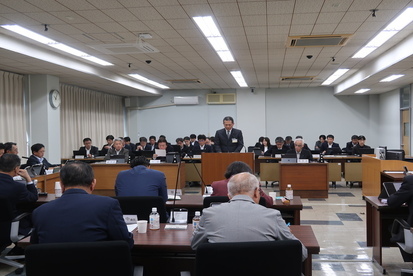 令和7年10月27日全員協議会の模様