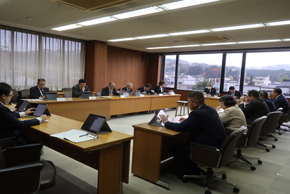 令和7年11月10日議会改革特別委員会の模様