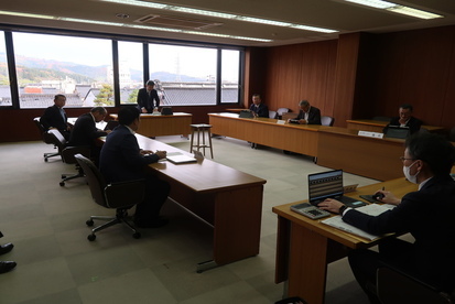 令和7年11月26日議会運営委員会の模様