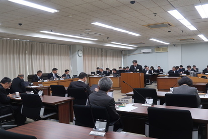 令和7年12月16日総務産業建設常任委員会の模様