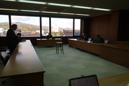 令和7年12月18日委員長会議の模様