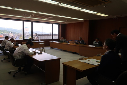 令和8年6月18日議会運営委員会の模様
