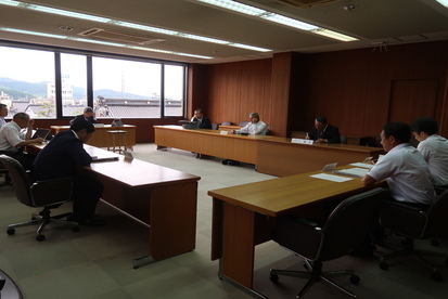 令和8年6月25日議会運営委員会の模様